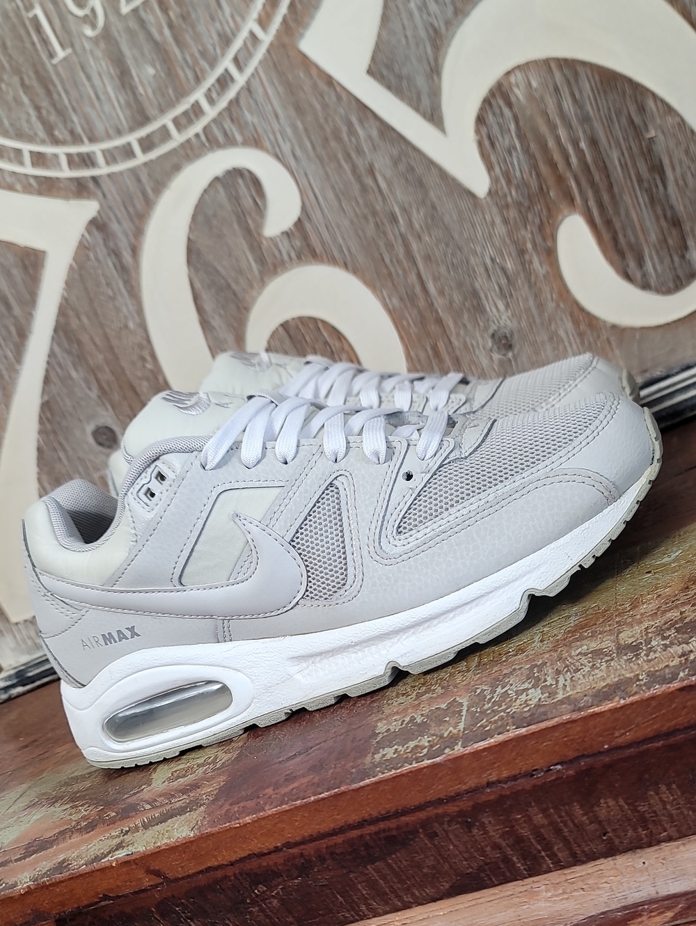 Nike Wmns Air Max Command "Light Bone/White" Wmns 9.5 Good Condition - Picture 1 of 12